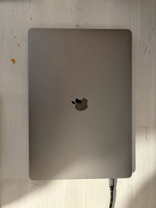 Mackbook pro 16 i9