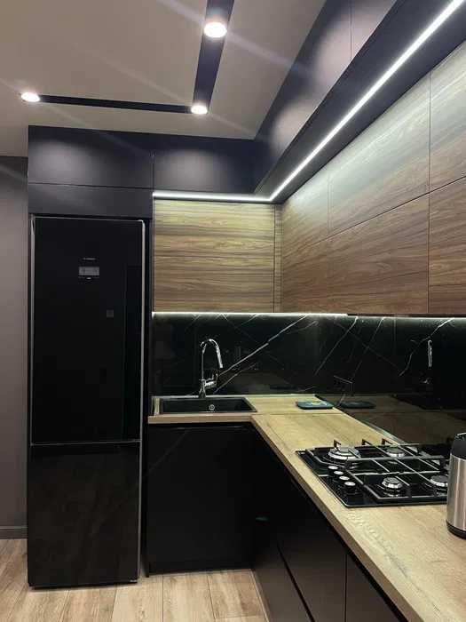 Дава се под наем Двустаен апартамент в Варна, Чайка - 70 кв.м за 450 € - Снимка #1
