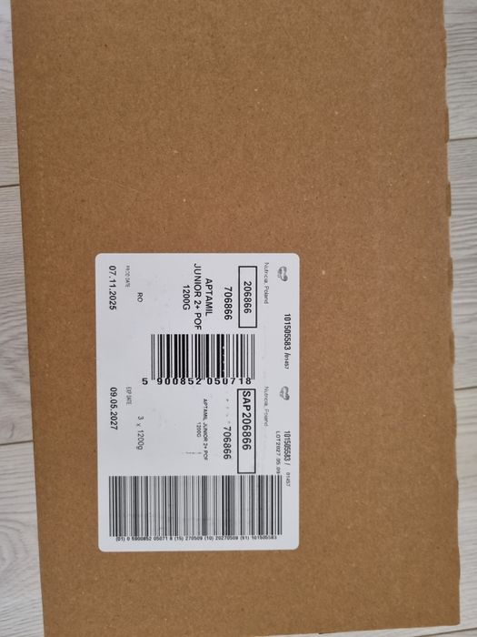 Aptamil 2 plus ( 2- 3 ani)