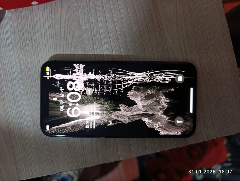 Продам айфон Х! Очень срочно! 256гб!