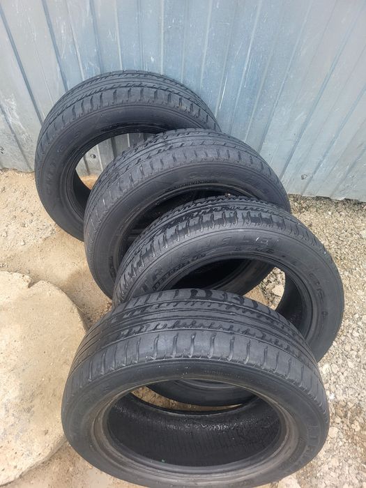 Продам шины.комплект.