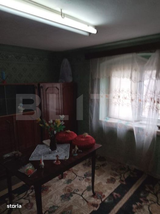 Casa batraneasca 101 mp, teren 6.940 mp in comuna Celaru
