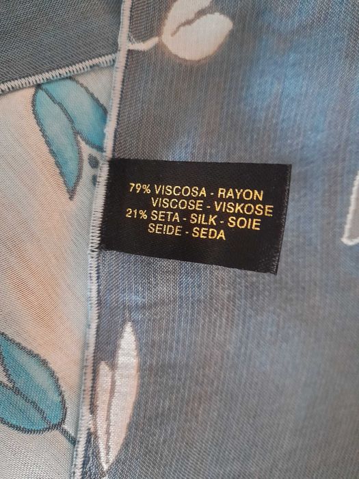 Esarfa Coccinelle, 150 lei