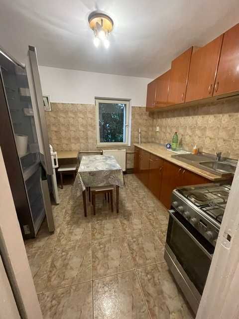 Proprietar trei camere Calea Sagului