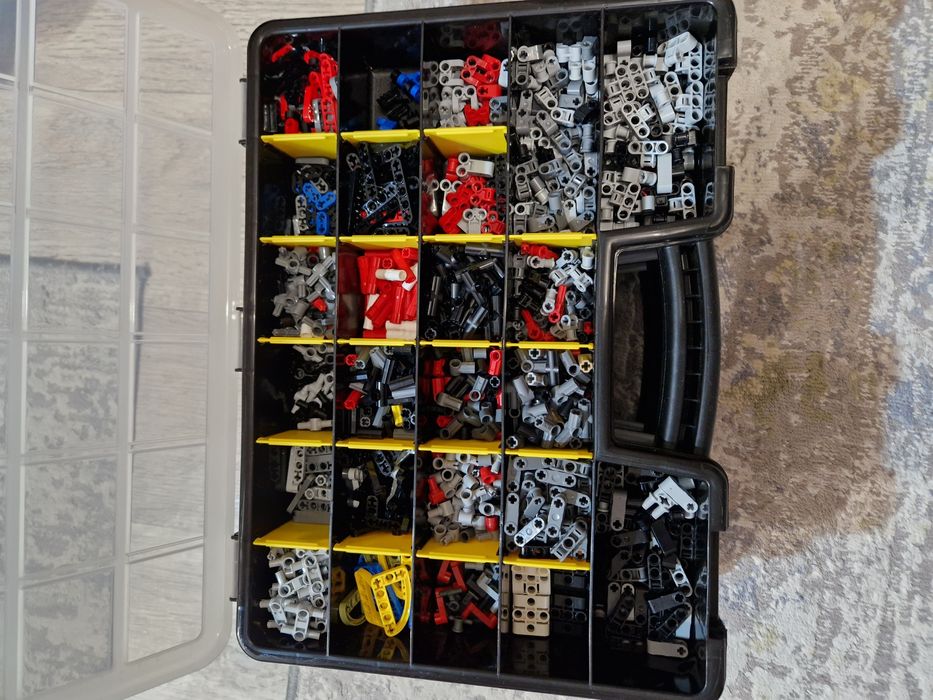 Продам Lego technic наборы