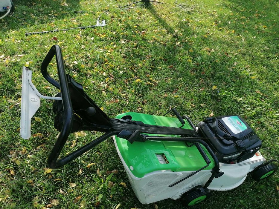 Masina de tuns  Etesia  -Briggs&Stratton