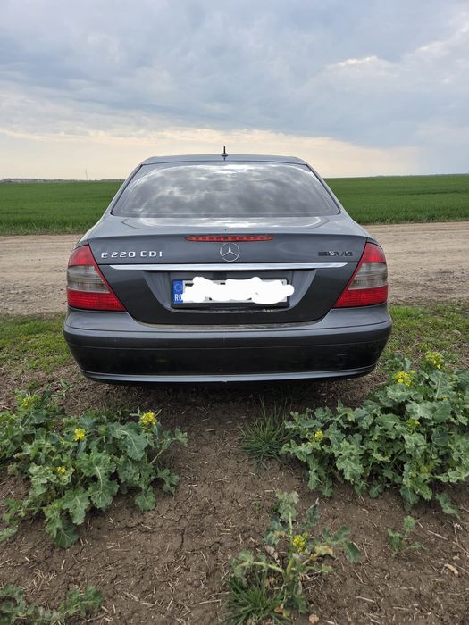 Mercedes Benz E 220 w211