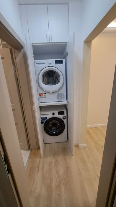 Închiriez Apartament 2 camere!