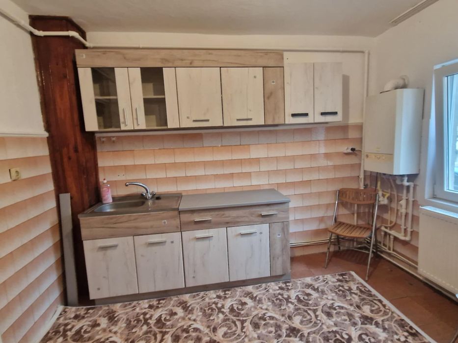 Apartament de închiriat