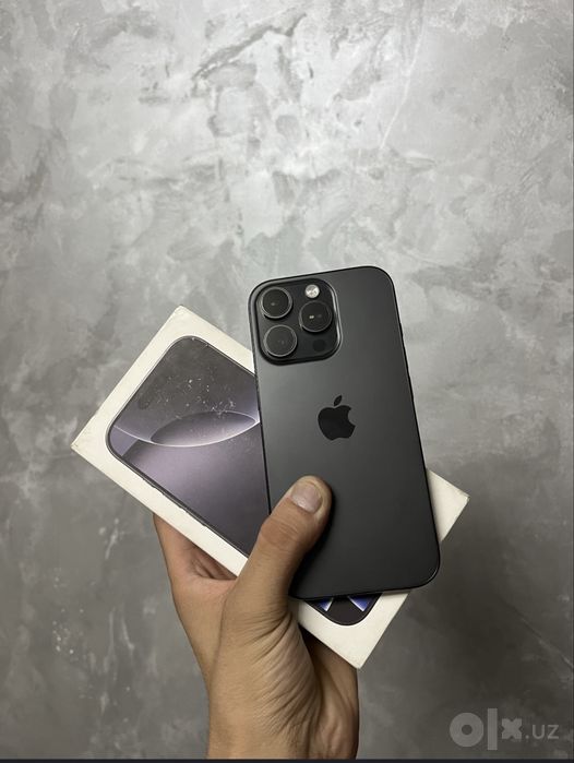 Iphone 16 pro, black