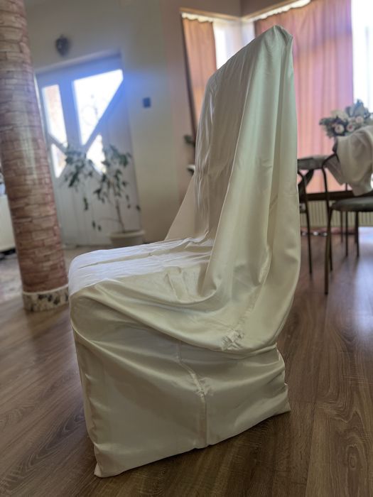 Huse scaune/funde pentru evenimente