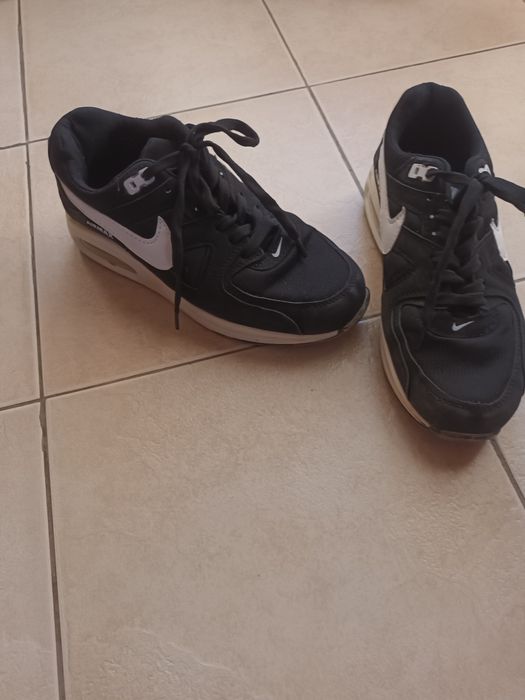 Дамски боти и маратонки