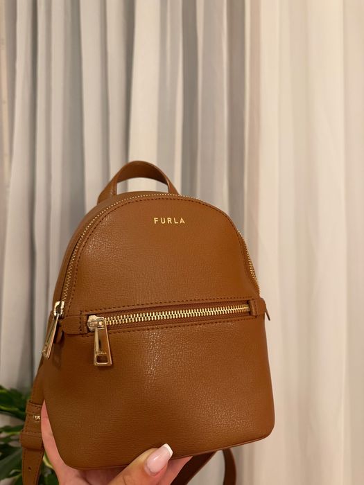Дамски Чанти Furla, Moschino, Pinko, Patrizia Pepe