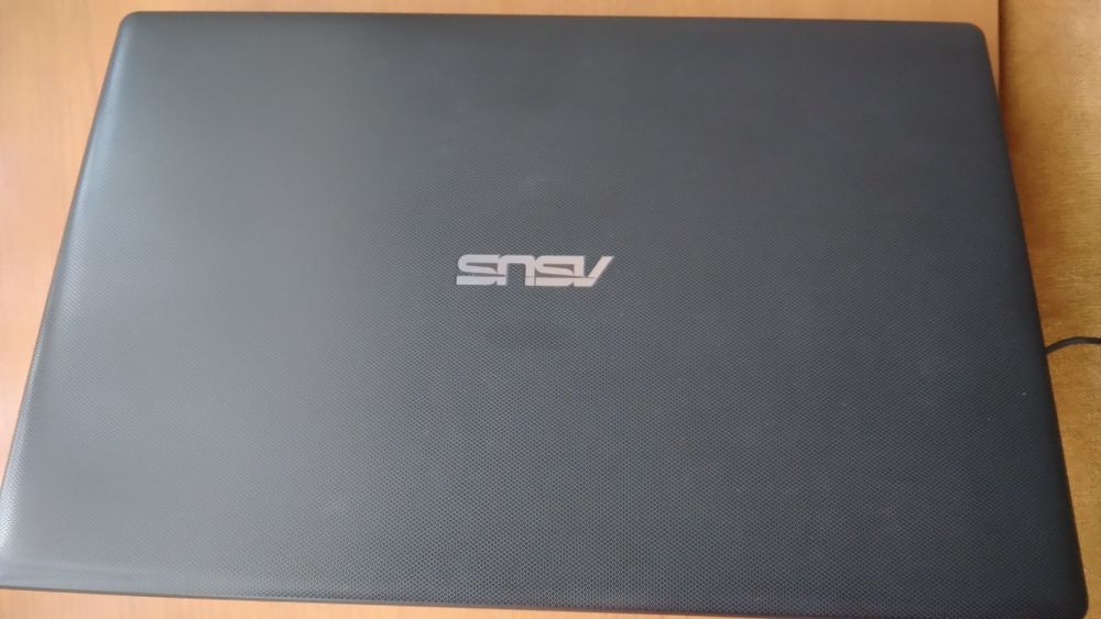 Laptop Asus X551M ieftin urgent