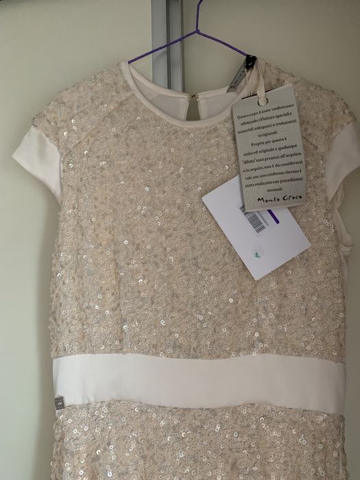 Рокля с паети маркова