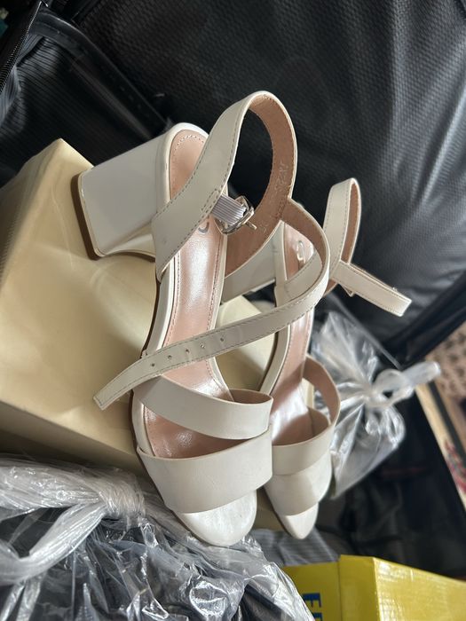 Белый басаножки 35 размер 1 рет киілген