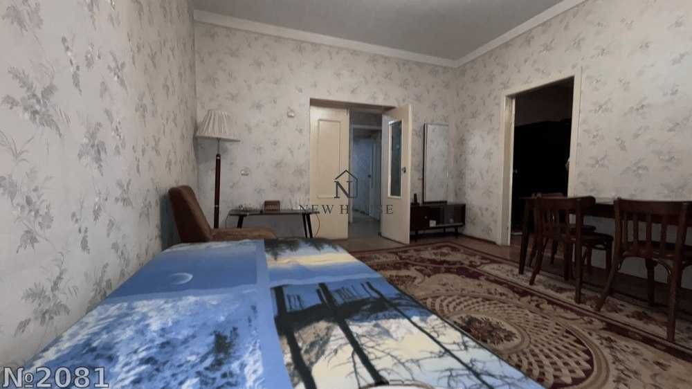 3/2/4 Ц-7 Цум метро Космонавтов