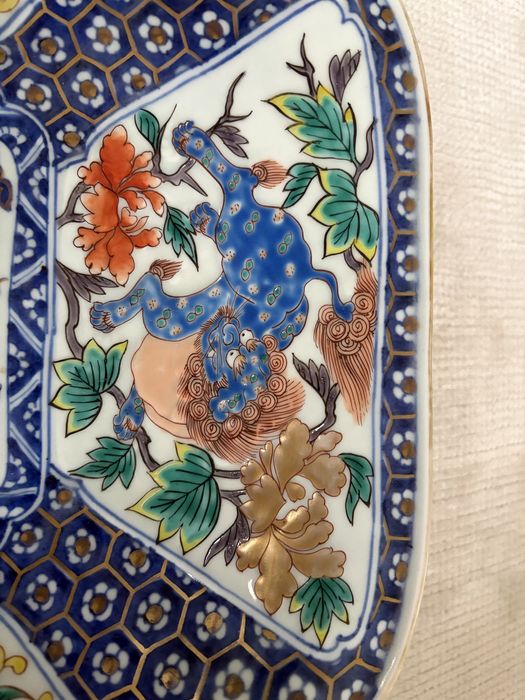 Vas / platou japonez Imari 36 cm – porțelan pictat manual, stil Meiji