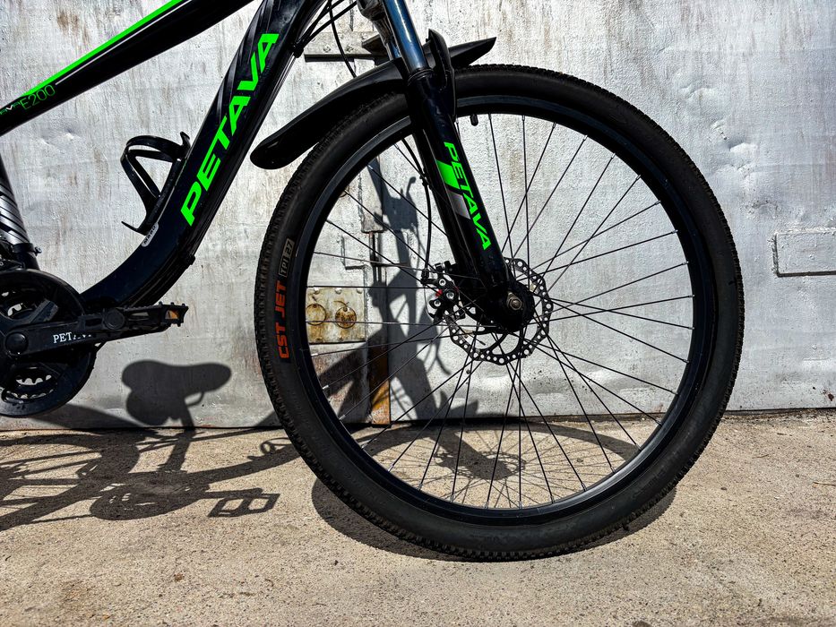 Велосипед подростковый или дамский