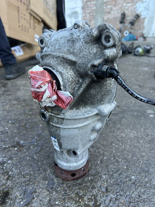 Grup fata / Diferential fata BMW X3 F25, X4 F26 : 8618380 / 2.81