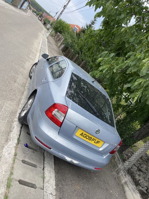 SKODA Octavia 2009 — imagine 2