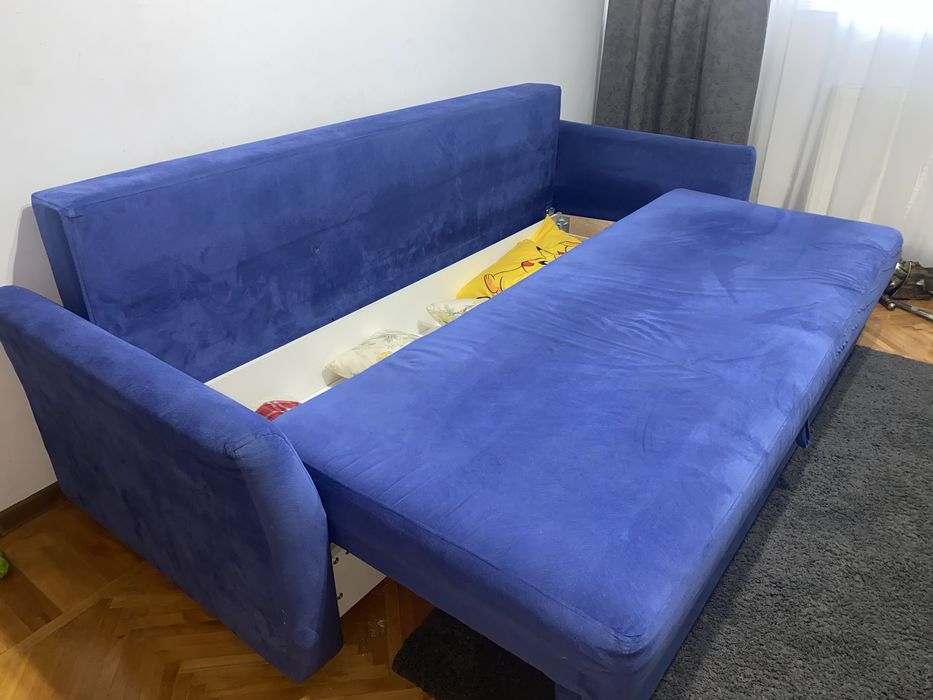 Canapea extensibila cu lada de depozitare