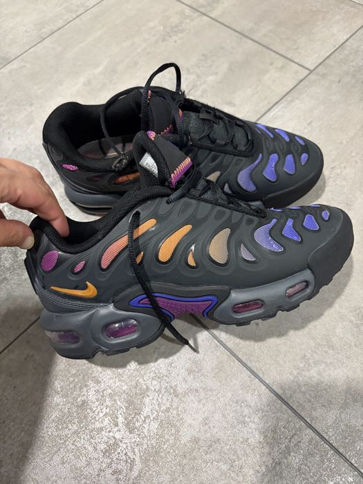 Маратонки Nike air max plus Drift 37,5н