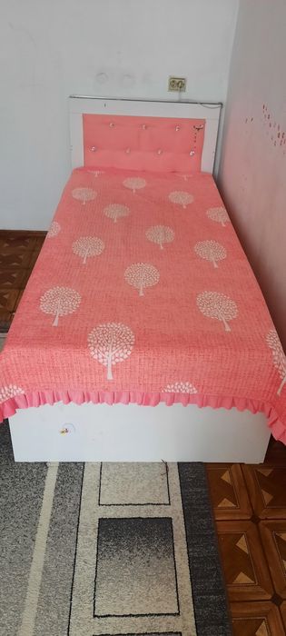 Срочно! Кровать для девочки