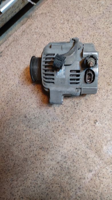 Генератор Тойоты Марк чайзер