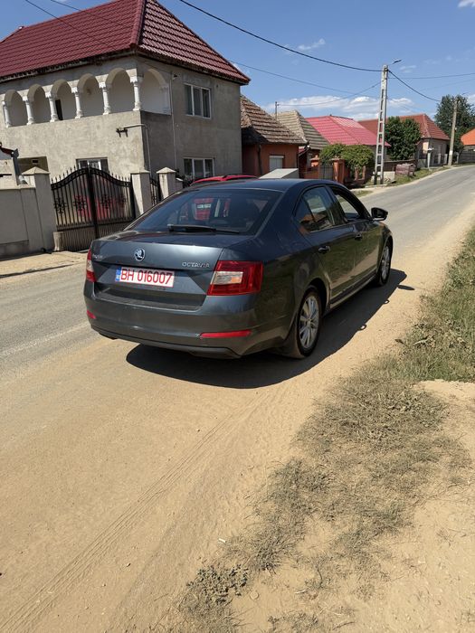 SKODA Octavia 2015 — imagine 4