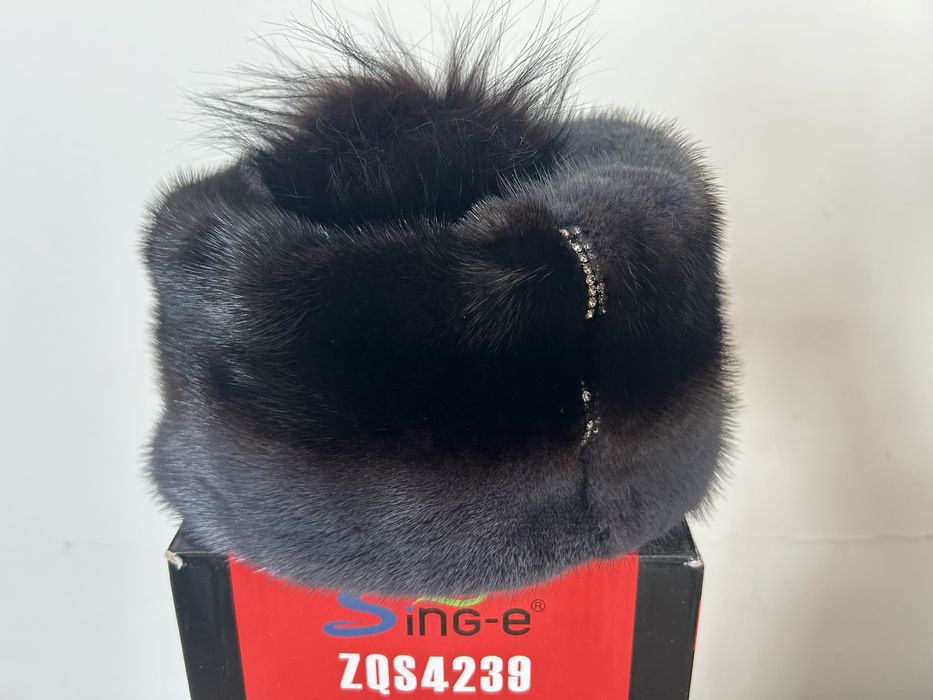 Норковый шапка стоит 20000тг