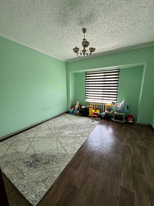 Продам квартиру срочно этаж 5/5