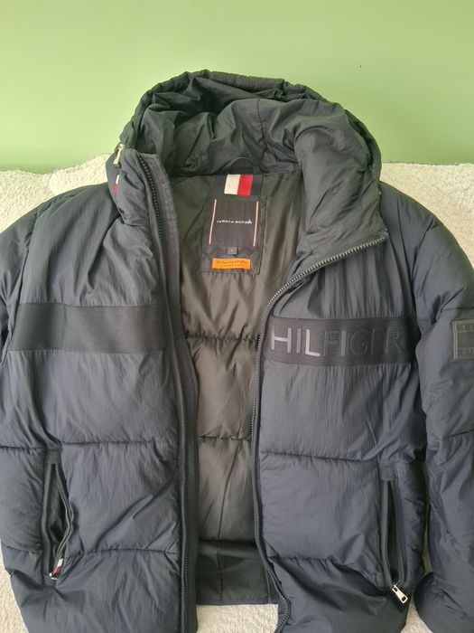 Мъжко зимно яке TOMMY HILFIGER  L