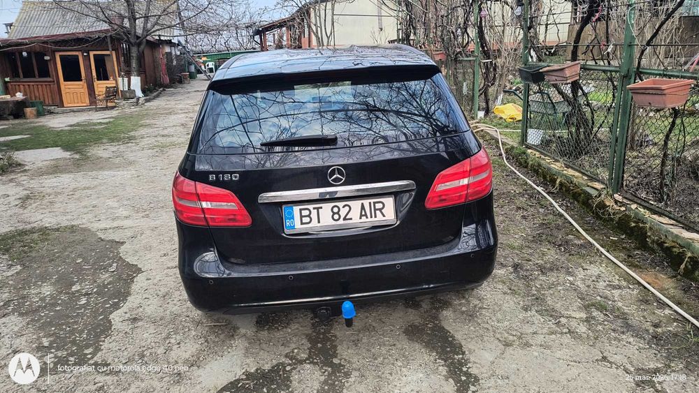 Mercedes B180 1.6 benzina 2012