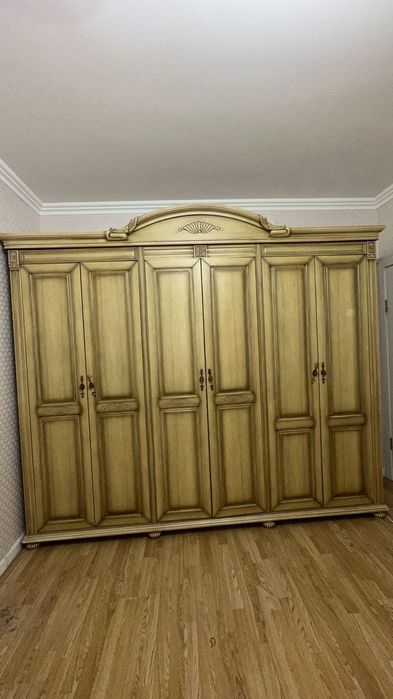 Спальный гарнитур