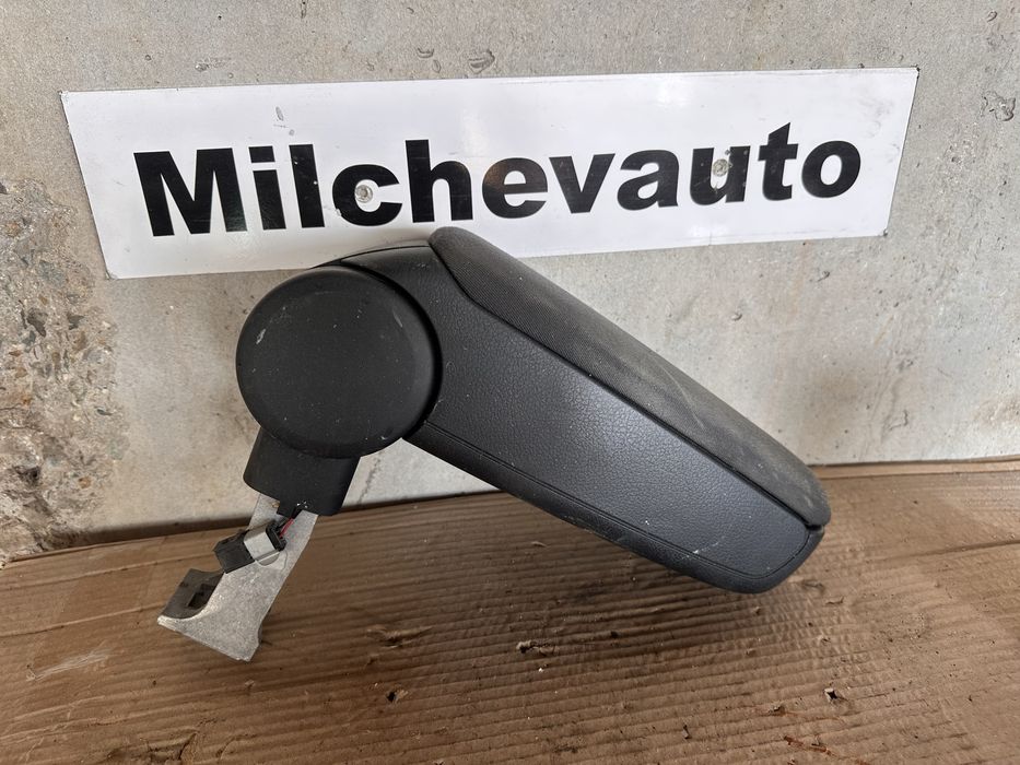 Подлакънтик за ауди а4 б6 б7 / audi a4 b6 b7