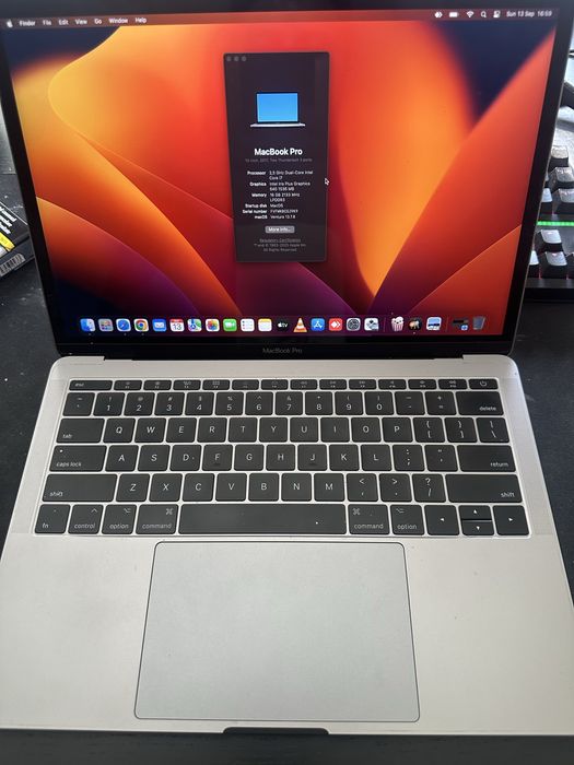 Vand macbook pro 13 i7 2017