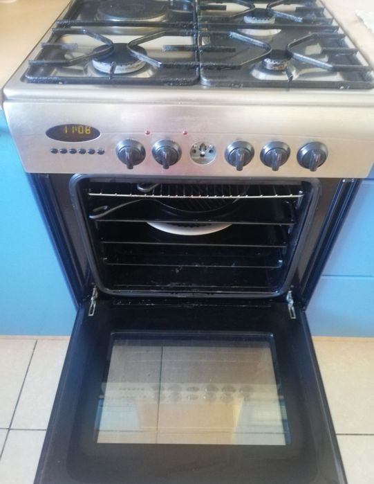 Продам плиту газовую