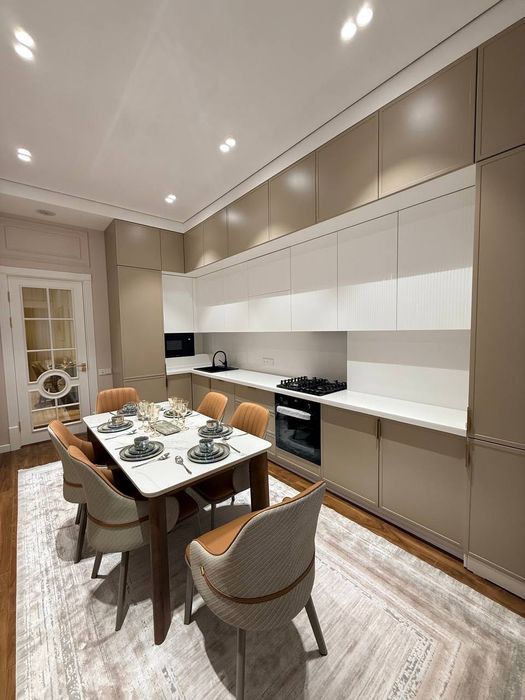 Poytaxt Gavhari Продается 4 комнатная квартира ремонт Ц-2 Алайский