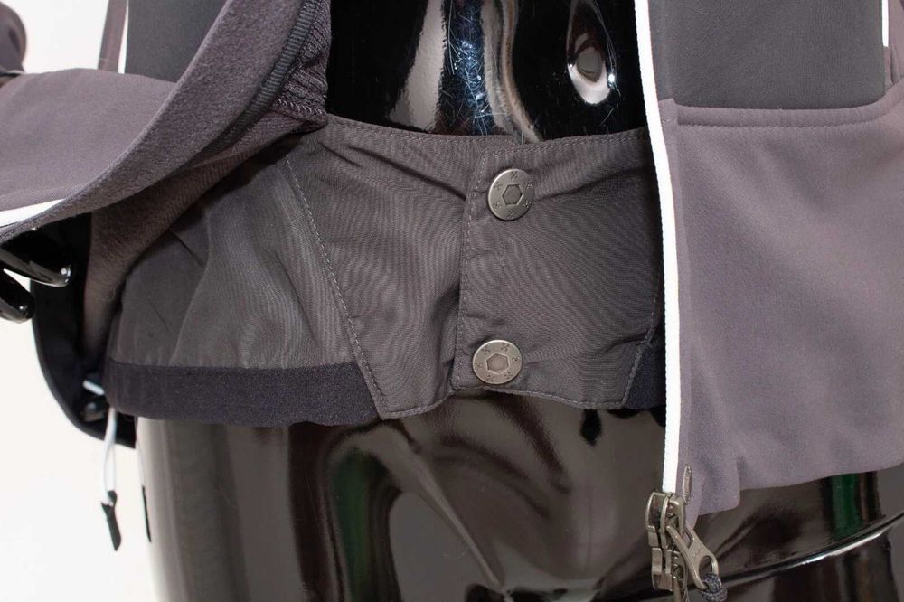 HAGLOFS дамско ски яке RECCO софтшел с Gore Windstopper мембрана XS