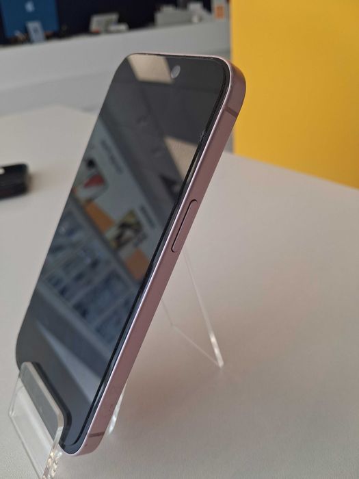 Iphone 15, 128 GB, 86% baterie, pink, second hand