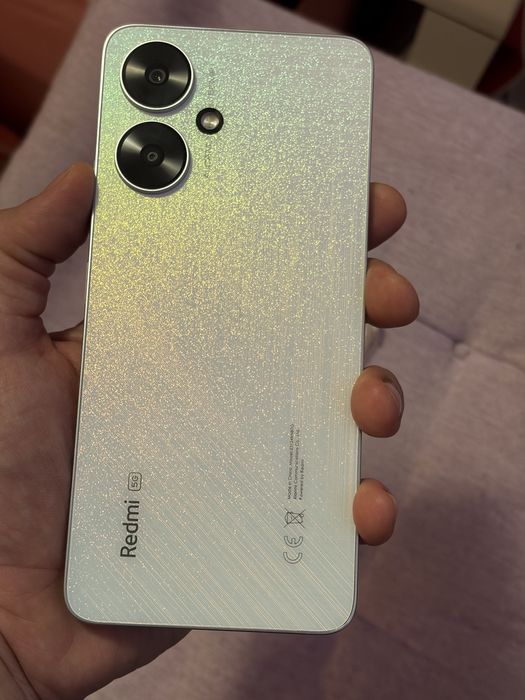 Здравейте, представям ви Redmi 13c 5g   4гб рам и 128гб памет