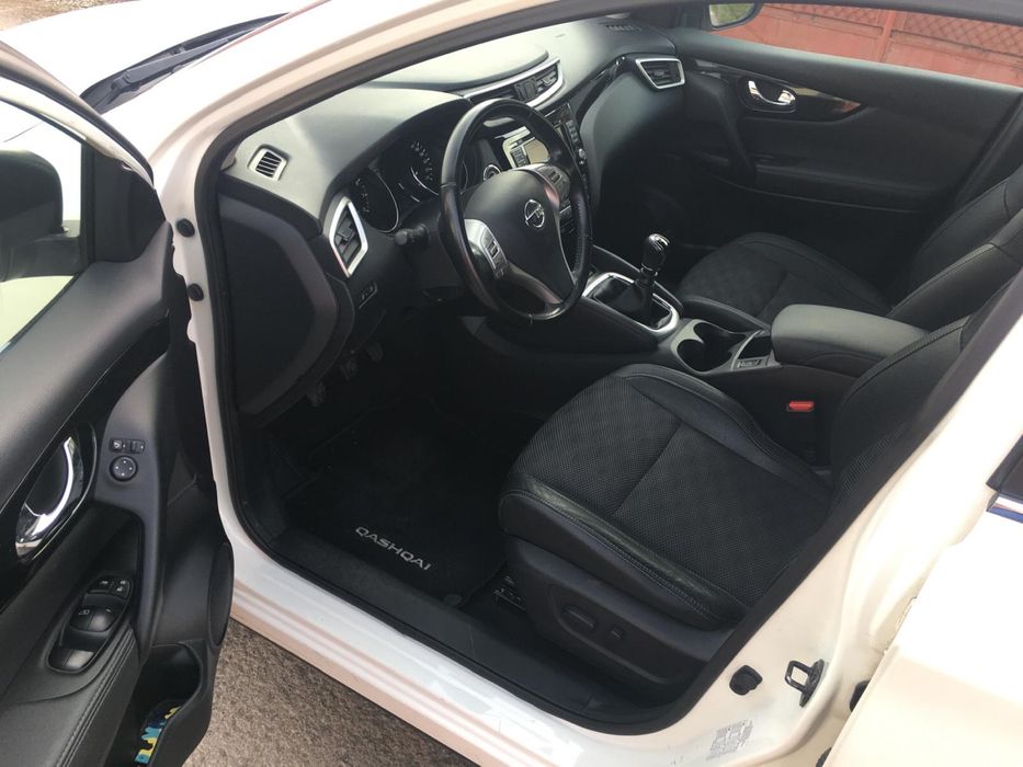 Nissan Qashqai Tekna 1.6 benzina