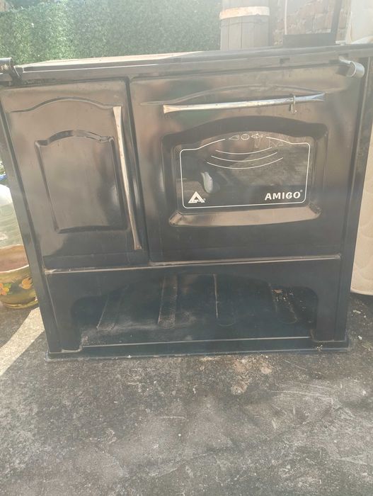 Продавам печка с водна риза