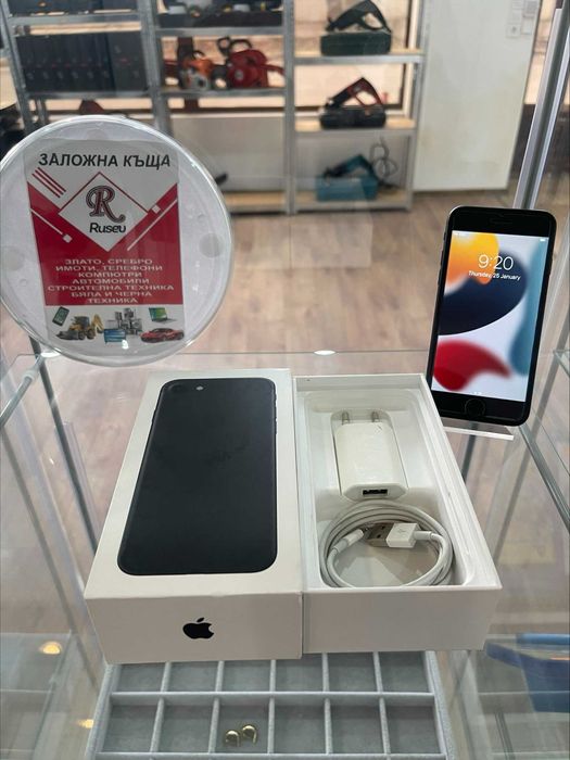 iPhone 7 +кутия и заядно