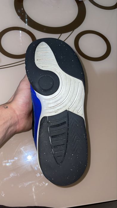 Jordan 4 Max aura Blue