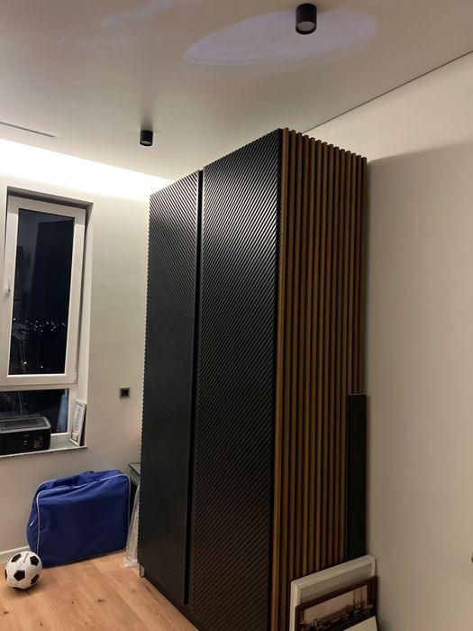 Продам шкаф 140х60х270