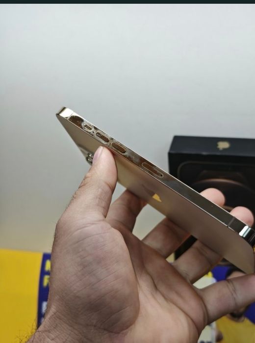12 Pro Max 128 Gold