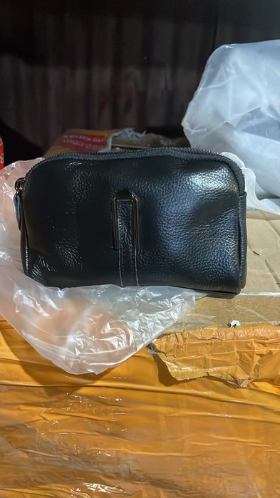 Продам женские сумки новые