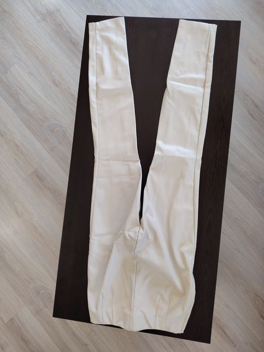 Кожен панталон ZARA